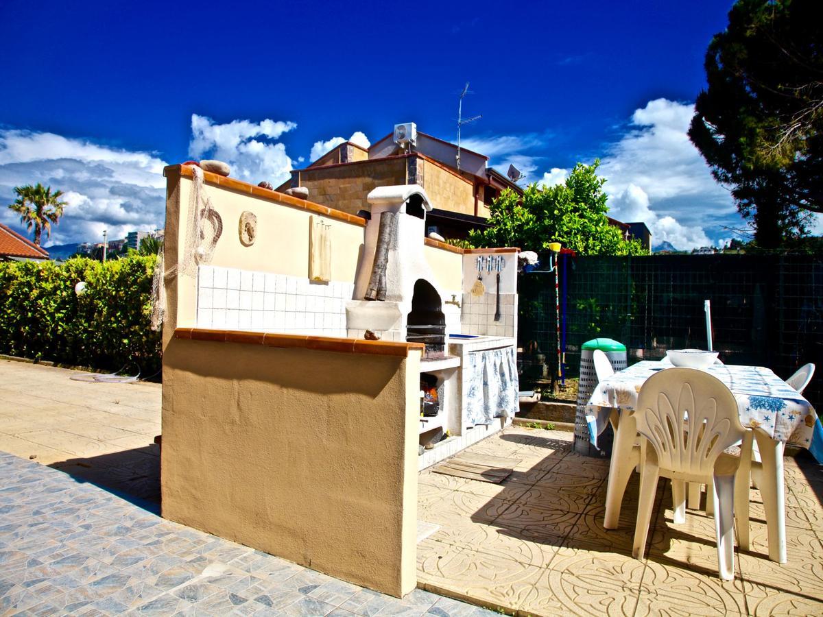 Acasaammari Apartamento Campofelice Di Roccella Exterior foto